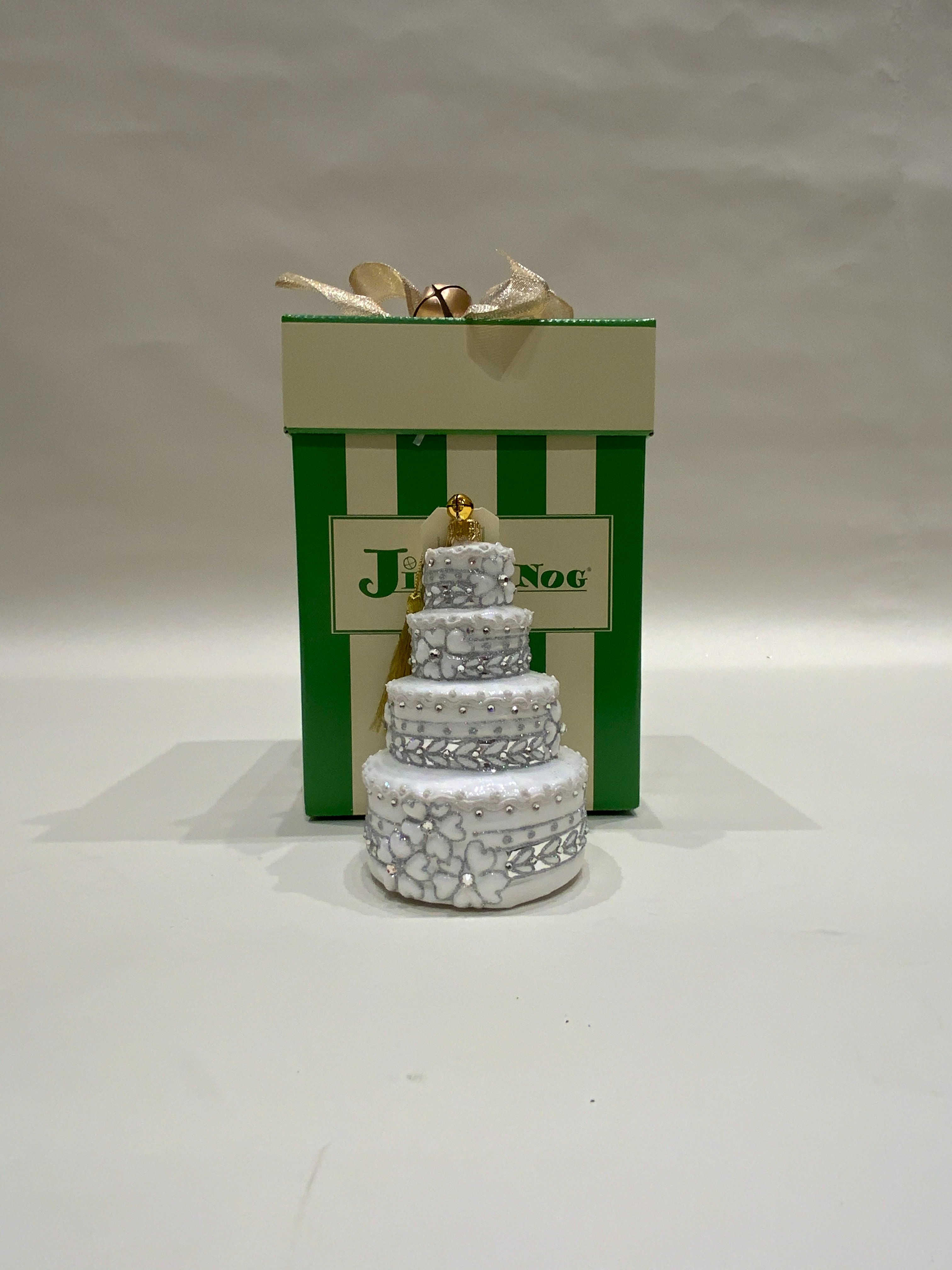 Beauti Wedding Cake Jingle Nog Ornament